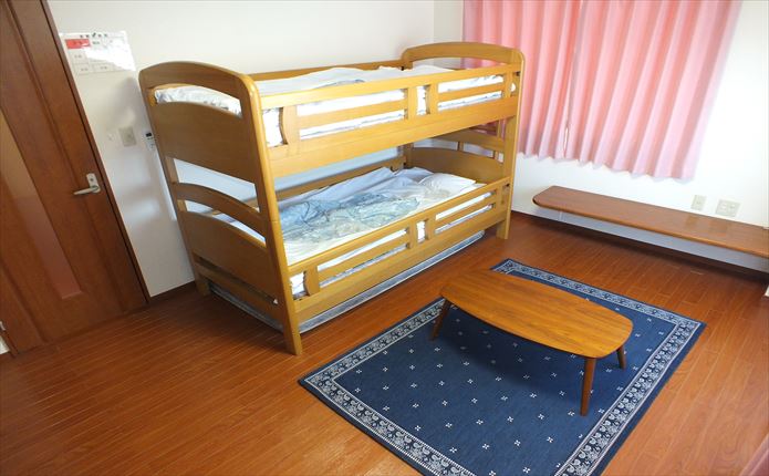 校内専用宿舎（ツインのシングル利用/女性）