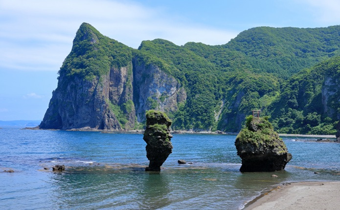 余市町のえびす岩・大黒岩