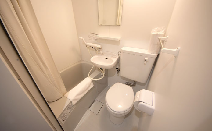 ユニットバス※お部屋によってはシャワールームのみの場合もあり｜ライトホテルCUBE