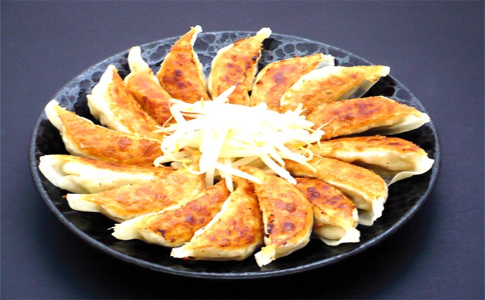 名物「浜松餃子」を堪能してください！