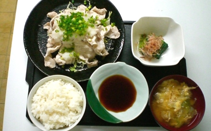 スタッフ手作りのお食事はおいしいと好評！