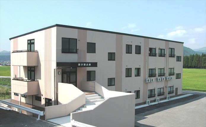 校内男子寮（Ａ棟）