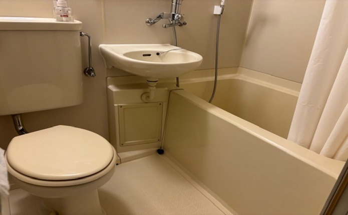 宿舎マンションのユニットバス