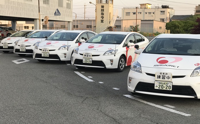 教習で使用するハイブリッド車