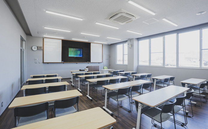 WEST校 学科教室