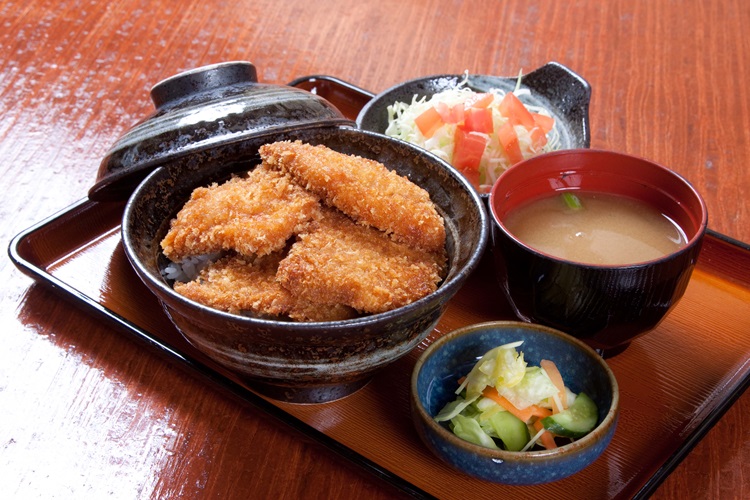 『おもてなしクーポン1,000円分プレゼント！』