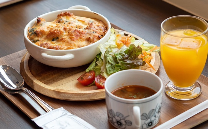 校舎2階に完成した「&カフェ」