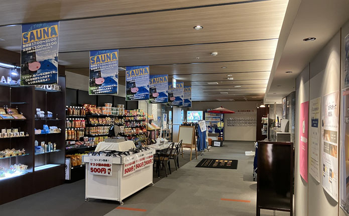グッドブレスガーデンの便利な売店コーナー